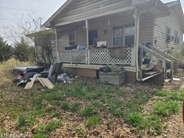 9337 Strawberry Plains Pike, Strawberry Plains, TN 37871