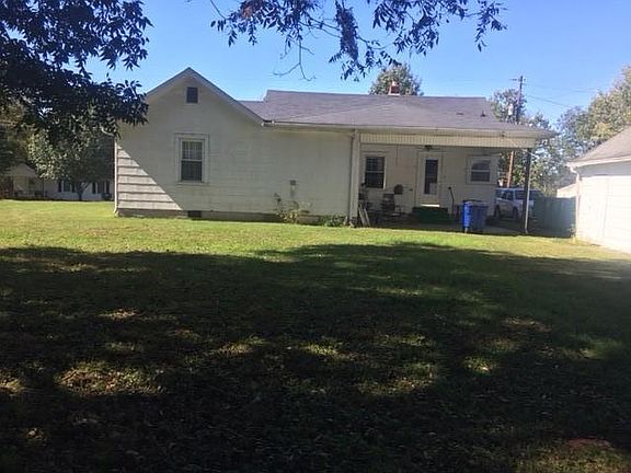 4th image of 819 Shelbyview Dr
