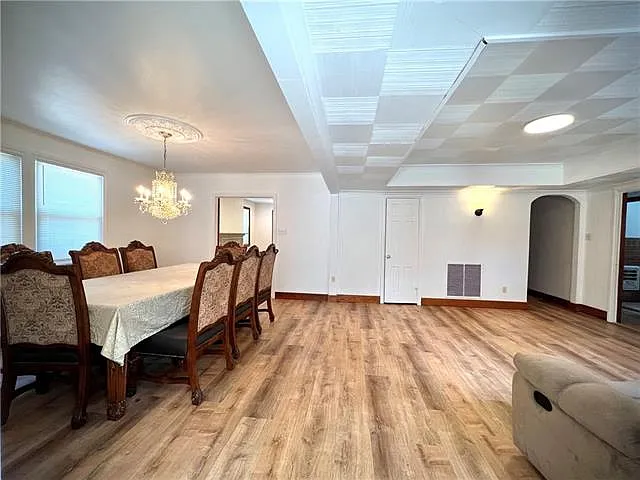 428 Topaz St — Photo 6