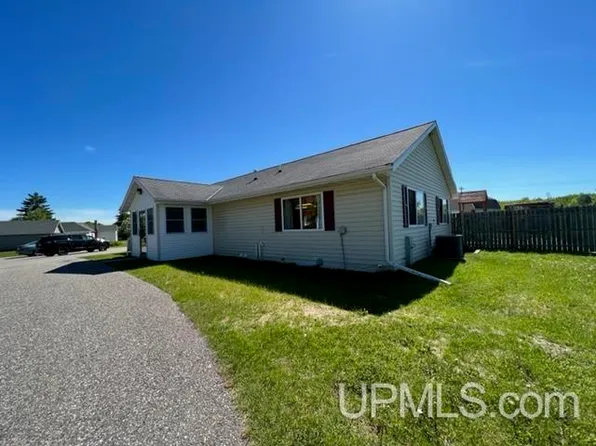 900 Chapin St #T, Florence, WI 54121