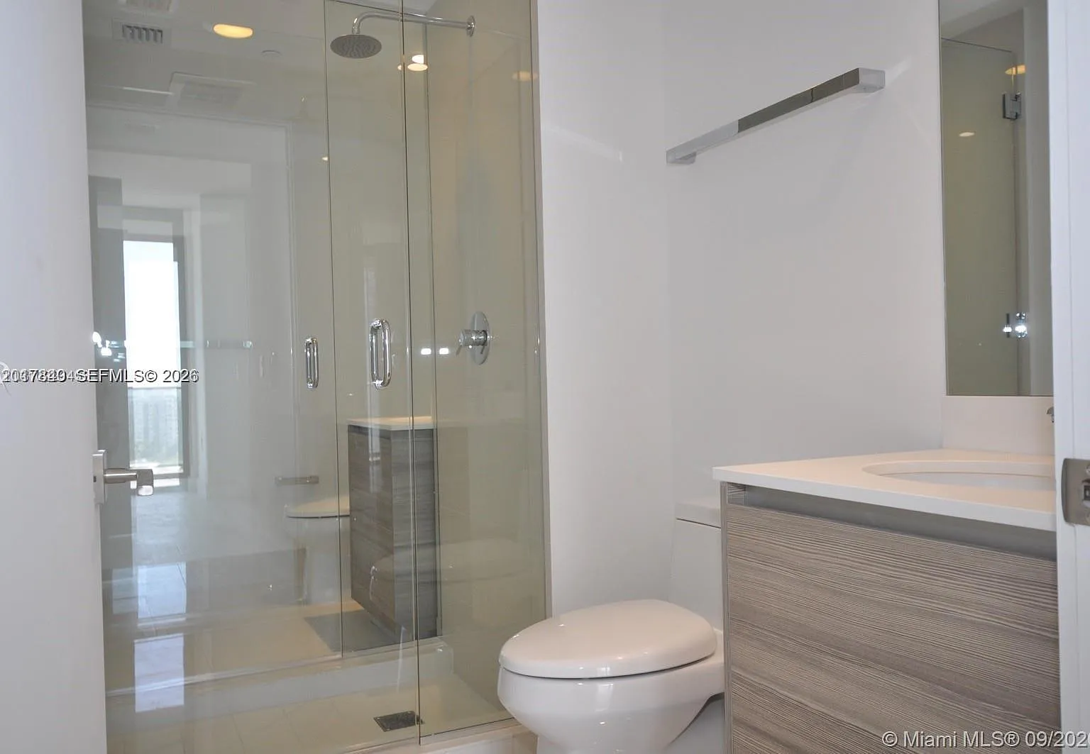 3401 Midtown Condo — Photo 3
