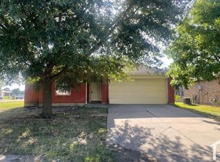 1029 Halifax Ln, Forney, TX 75126