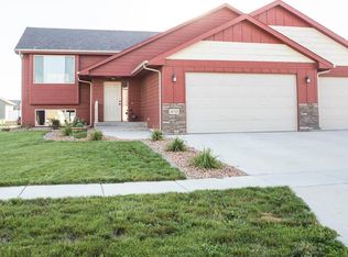 1040 N Cole Ave, Tea, SD 57064