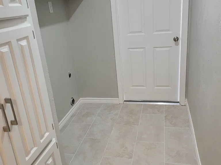 4203 Seabury Dr — Photo 23