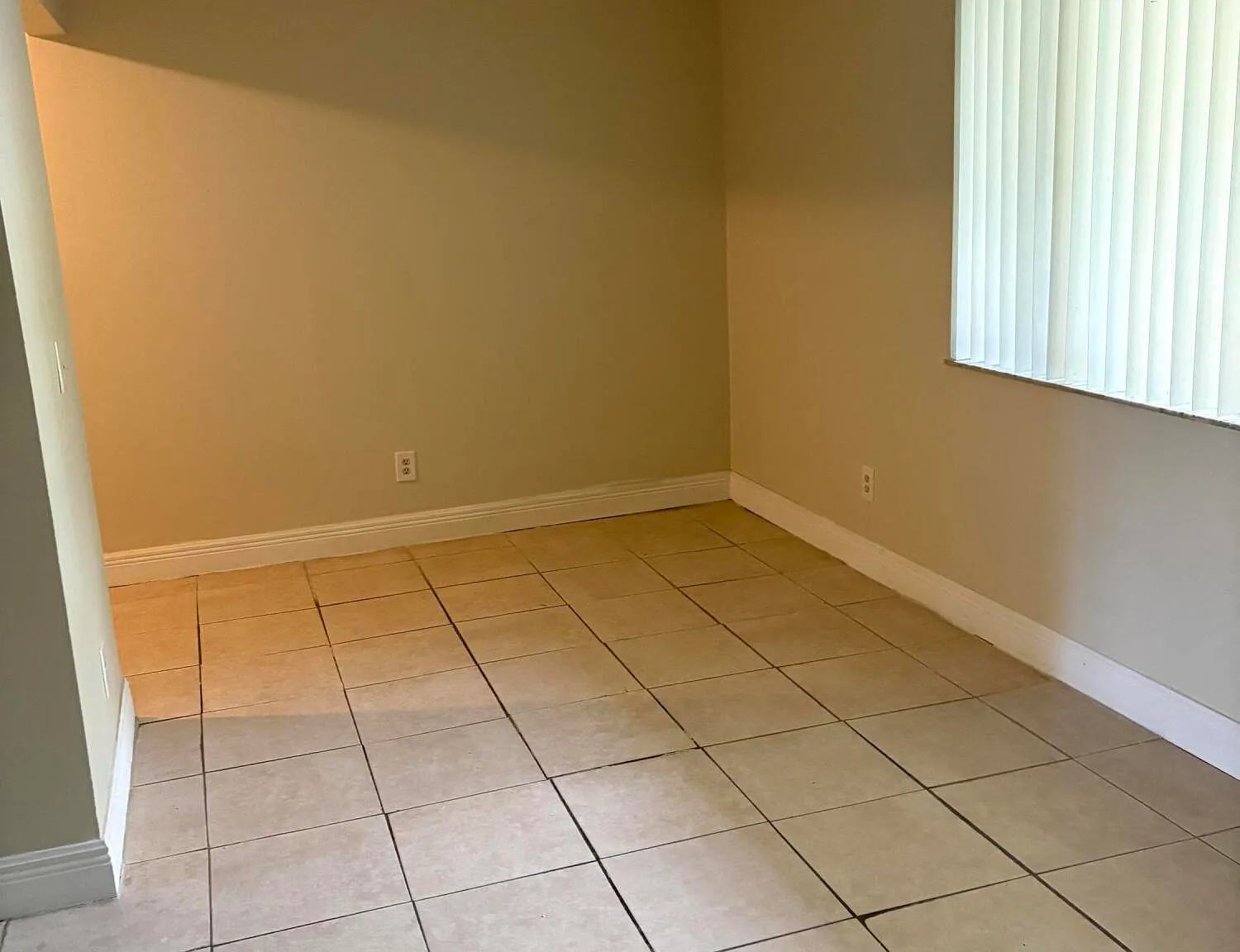 2 bed, 2.0 bath, 921 sqft, $1,800 — Photo 4