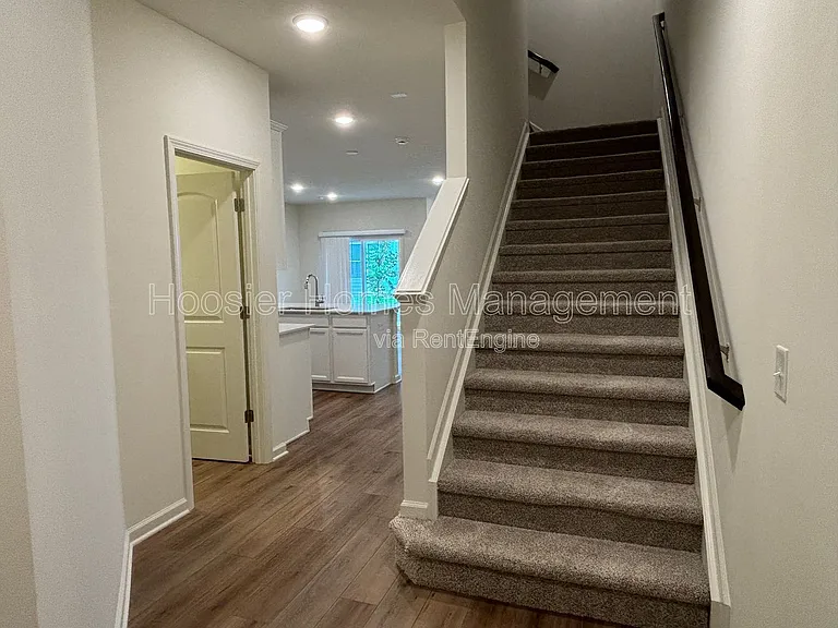 7255 Shroyer Way — Photo 13