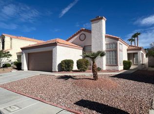 9824 Cross Creek Way, Las Vegas, NV 89117