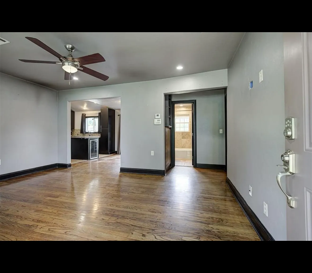 2 bed, 1056 sqft, $1,300 — Photo 1