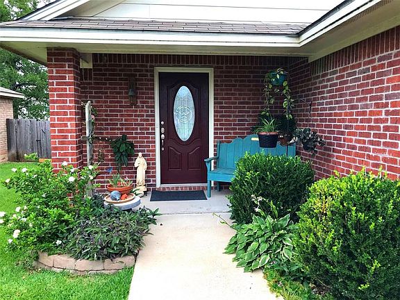 3rd image of 4310 Spring Garden Dr