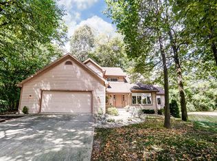 10020 Lanewood Ct, Fort Wayne, IN 46804