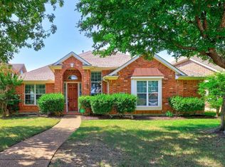 2225 Landoine Ln, Lewisville, TX 75056