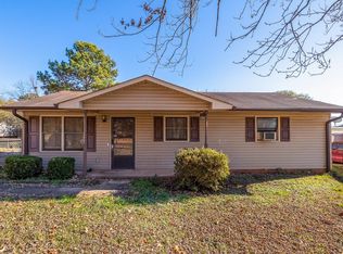 240 Wingo Rd, Wellford, SC 29385