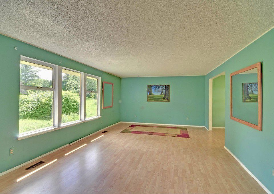 1st image of 21233 116th St SE