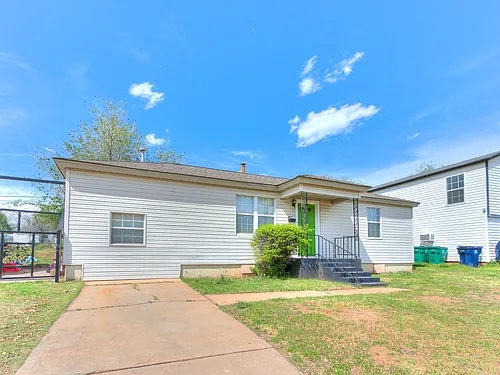 3109 NE 15th St #1 Photo 1