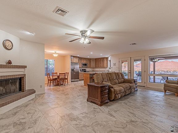 3rd image of 10167 S Del Rico