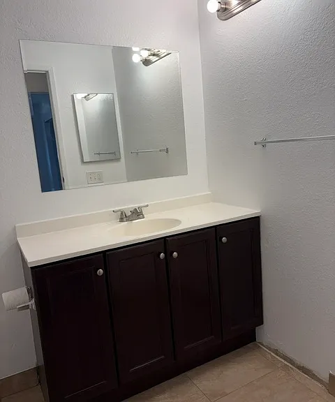 302 E Blueridge Ave #302 — Photo 9