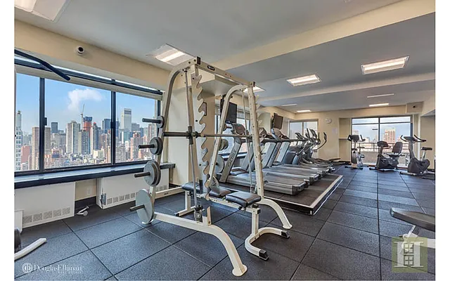 Rented by Douglas Elliman | media 10
