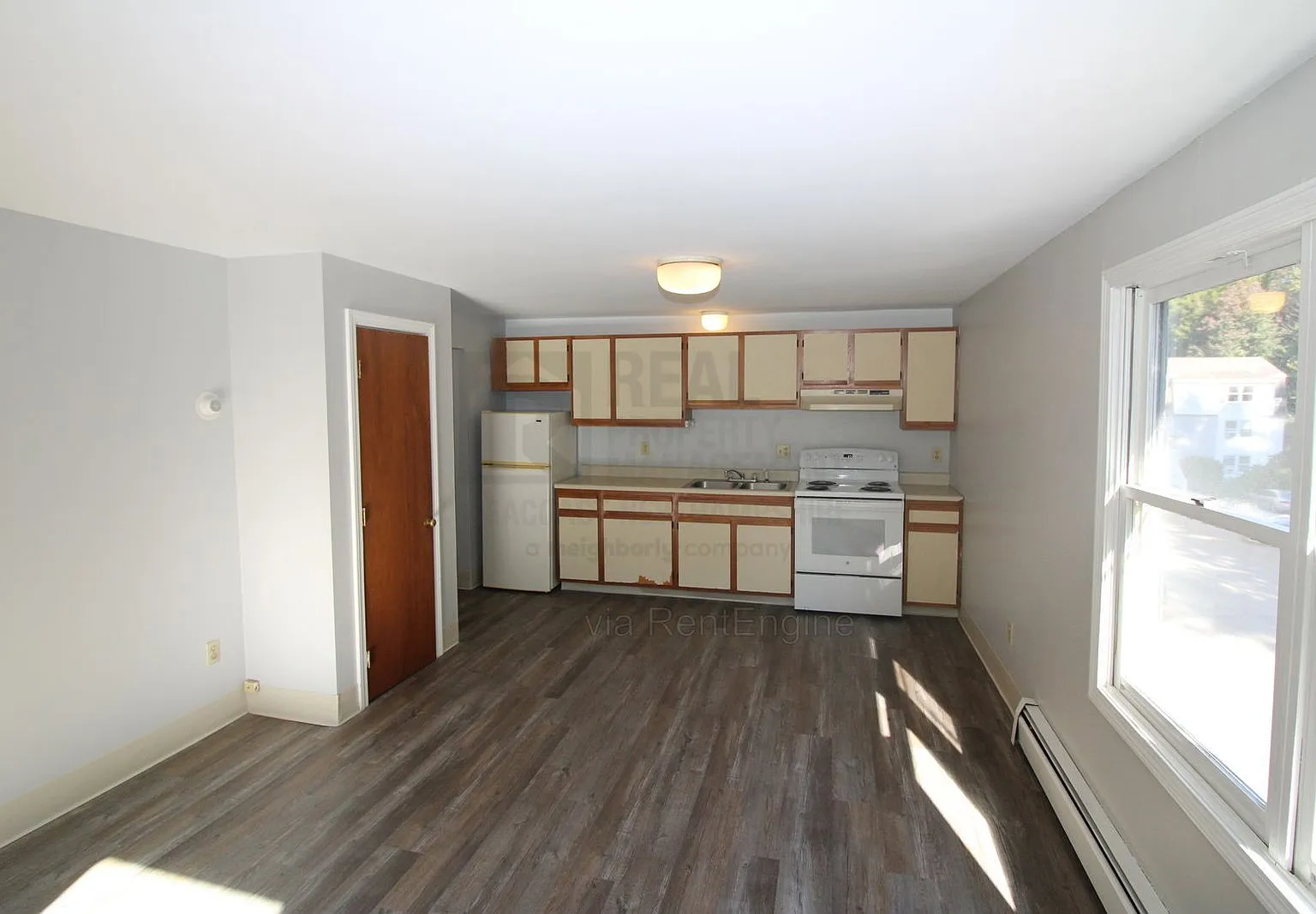 1 bed, 1.0 bath, $1,600 — Photo 3