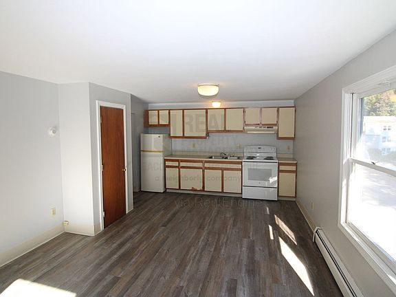 3rd image of 17 Ellison Dr #5