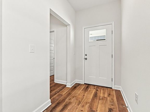 5th image of 104 Horizon Way
