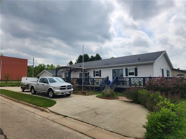 202 S 1st Street, Black River Falls, WI 54615