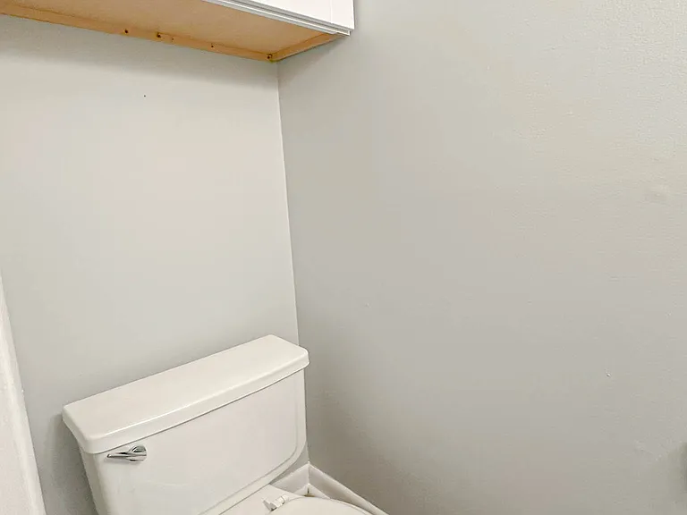 3307 Falls Creek Dr — Photo 2