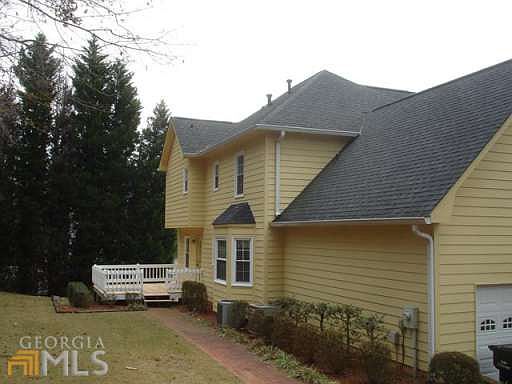 4th image of 130 Parkwood Ln