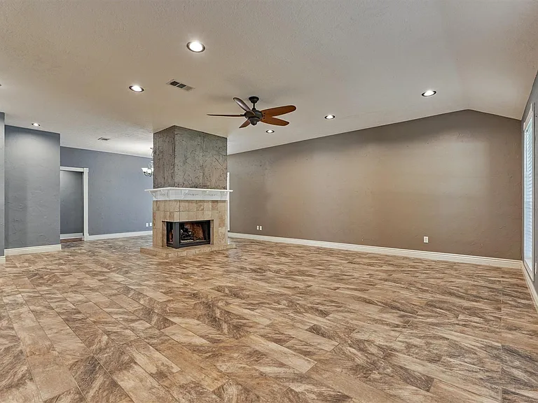 30 Cottage Grove Pl — Photo 9