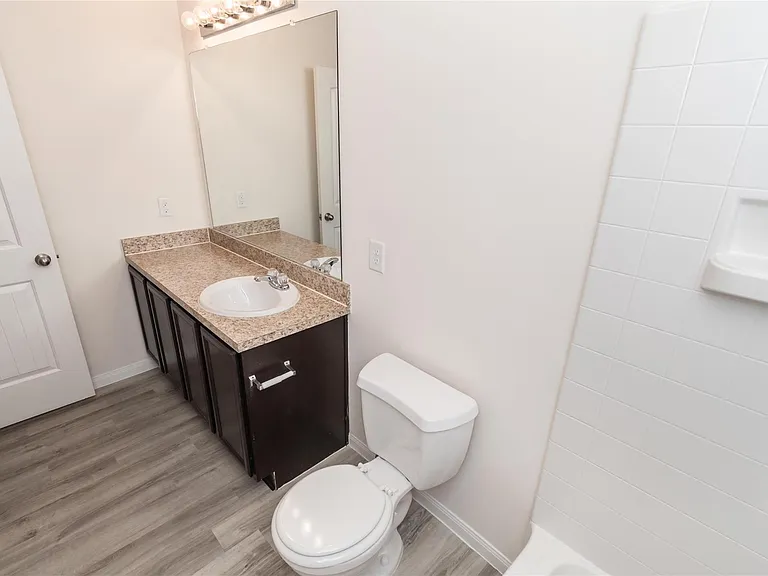 6247 Brenwood Cir — Photo 9