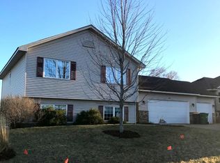 107 Miller Ln, Dundas, MN 55019