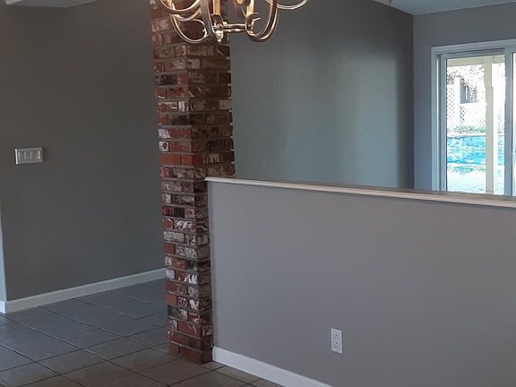 Dining Rm
