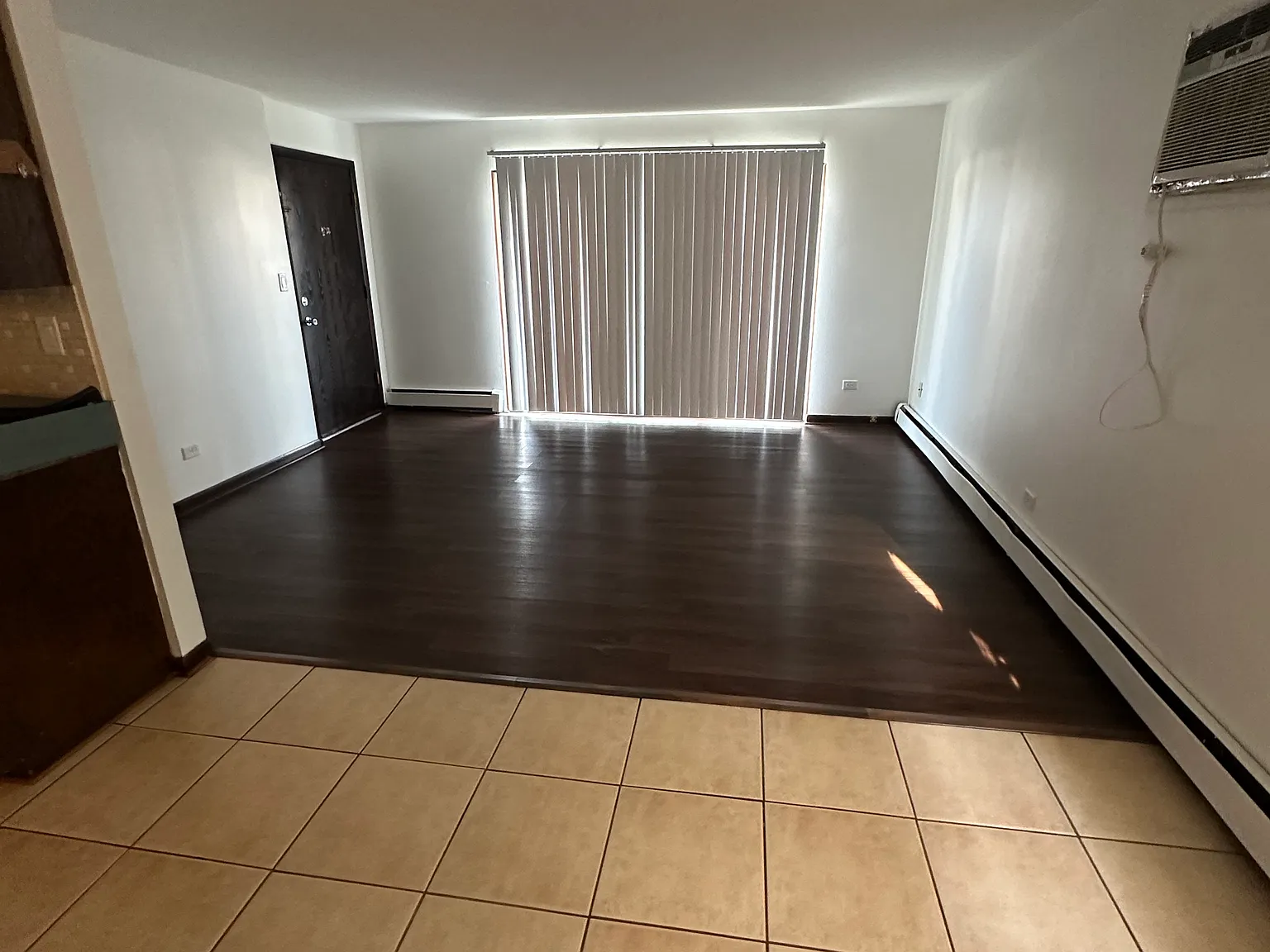 2 bed, 950 sqft, $1,500 — Photo 3