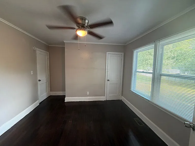 410 Blacksnake Rd — Photo 5