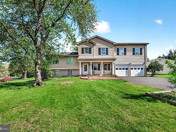 5th image of 17628 Collier Cir