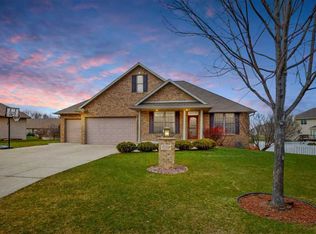3357 Whittier Dr, Green Bay, WI 54311
