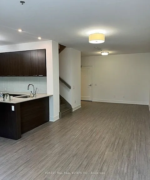 310 Tweedsmuir Ave #Townhouse 4 — Photo 17