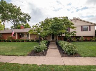 5400 Oakvista Pl, Dayton, OH 45440