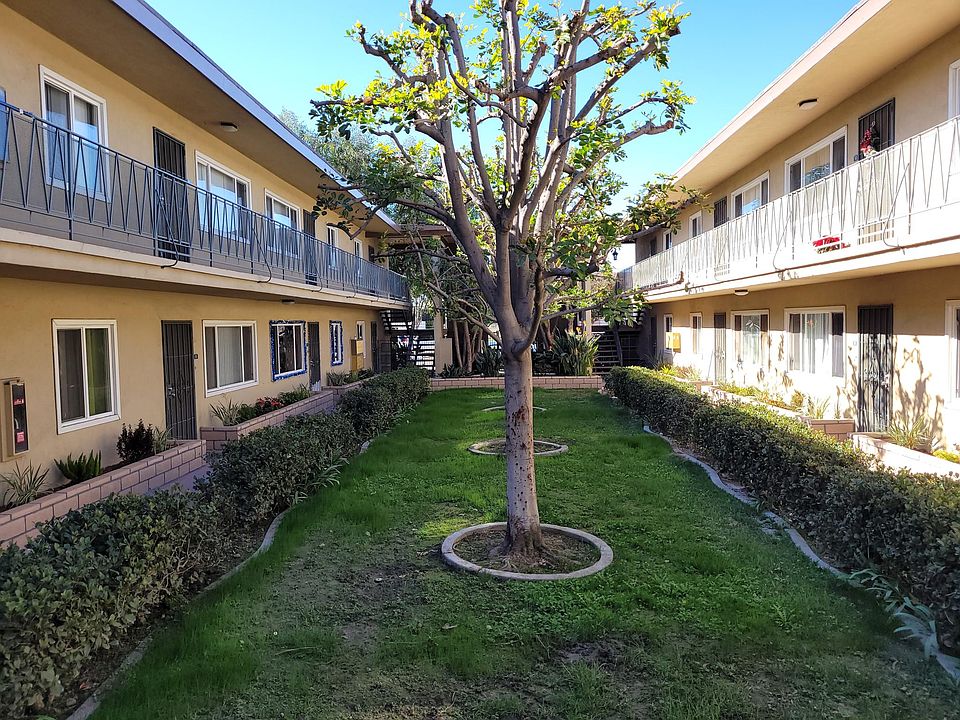 1st image of 17504 Grand Ave #7