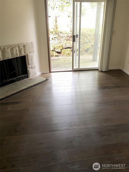 2nd image of 34005 1st Circle S