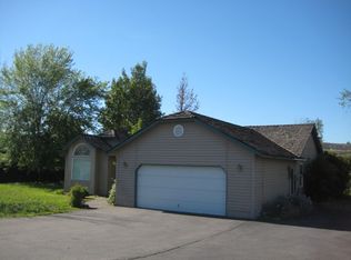 333 Omak River Rd, Omak, WA 98841