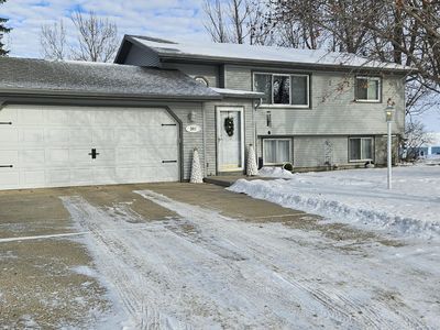 301 E 13th Ave, Webster, SD, 57274