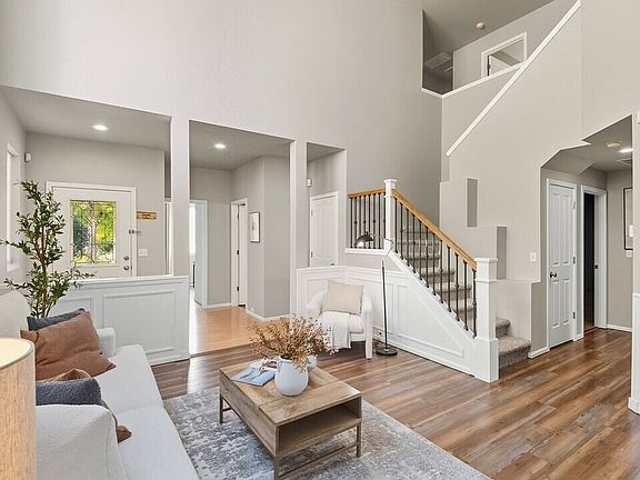 3rd image of 16202 SE 260th Street