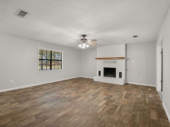 4th image of 249 Calhoun Dairy Dr