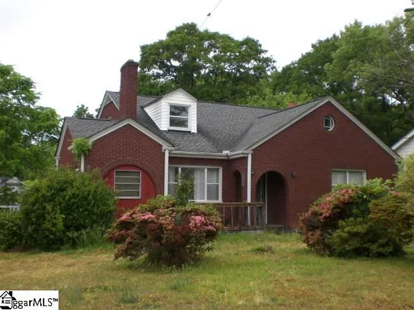 228 Grove Rd, Greenville, SC 29605
