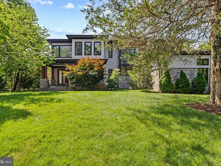 1513 Oakview Dr — Photo 106