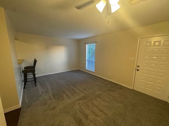 2nd image of 5705 E Texas St