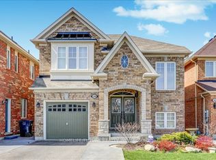 28 Birch Lake Ct, Brampton, ON L6P 3M6