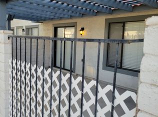 925 Willow Tree Dr UNIT A, Las Vegas, NV 89128