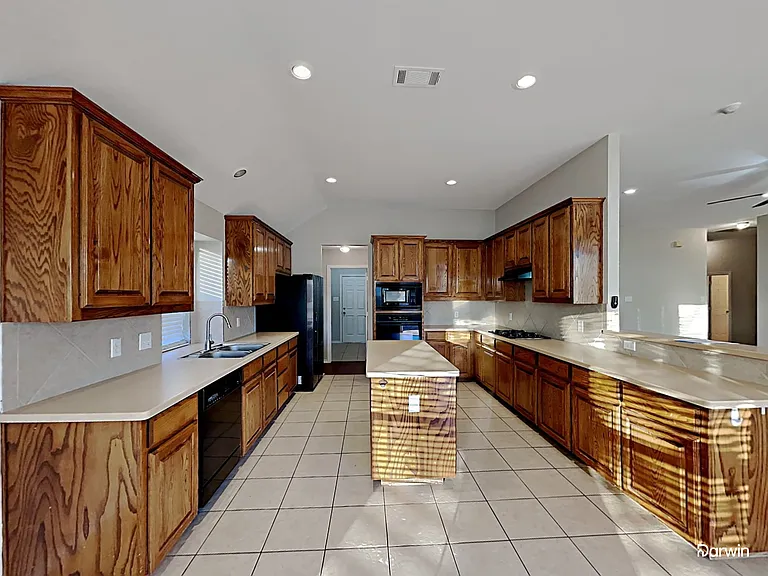 5813 Ozark Dr — Photo 3