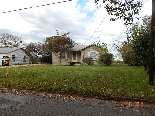 1st image of 363 Weaver Dr